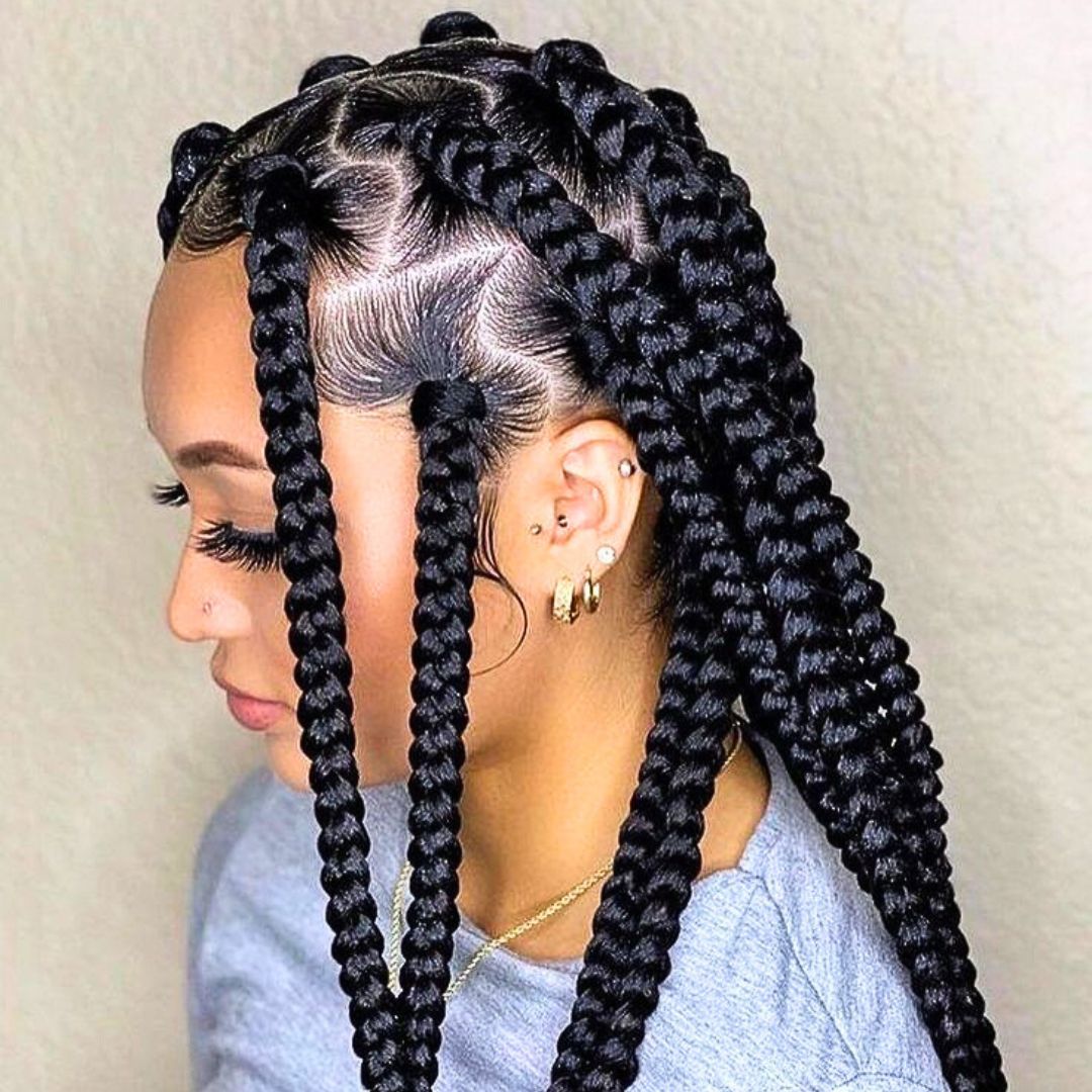 Women's Hair Braiding